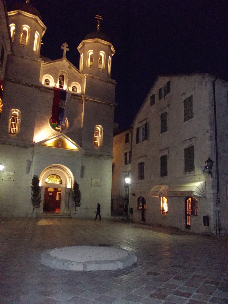 храм Святого Трифона в Черногории.jpg